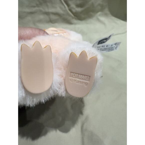 POPMART THE MONSTERS Big into Energy Vinyl Plush Pendant Happiness NIB - Picture 6 of 9